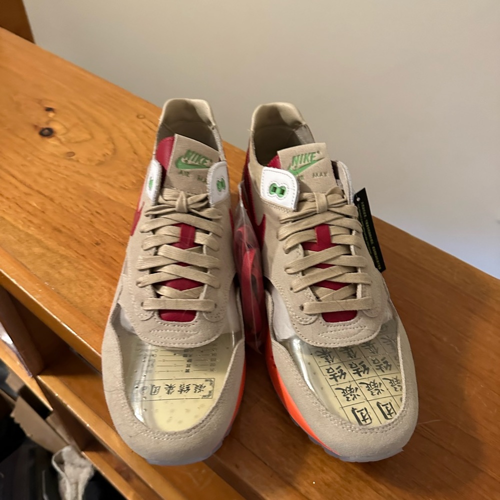 Nike air max limited release “Kiss of Death”